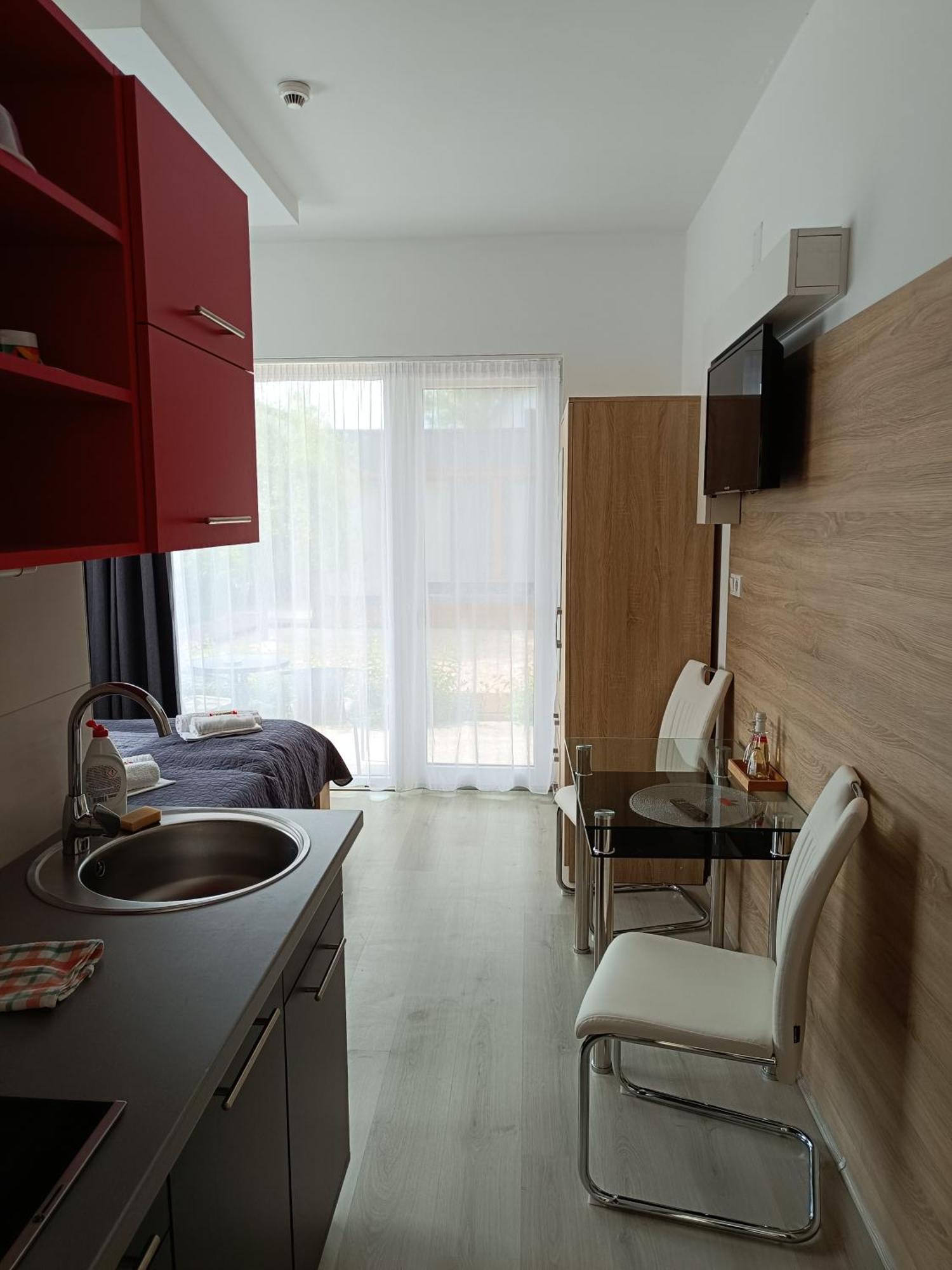 Ujhely Apartmanhaz Siofok Bagian luar foto