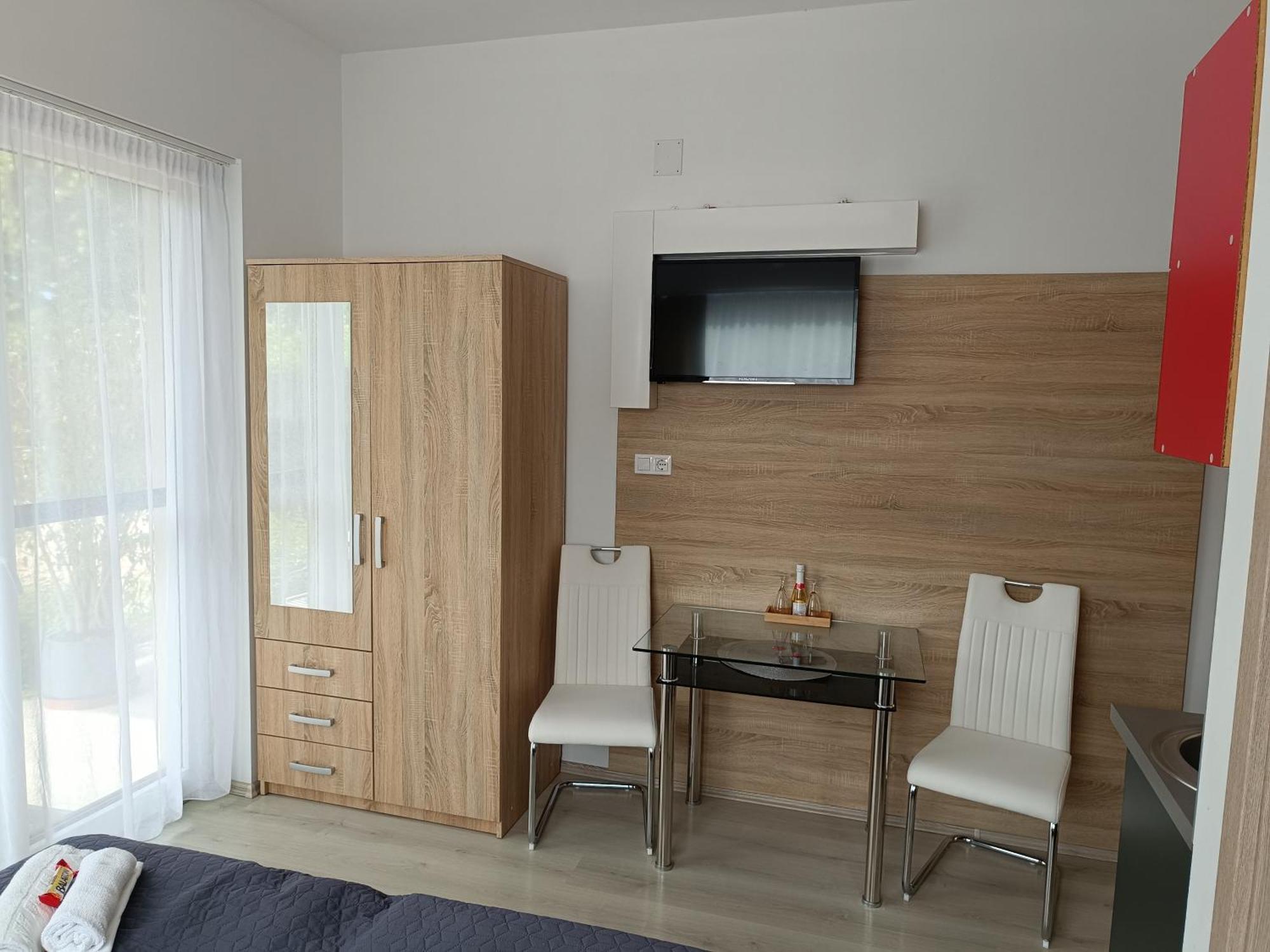 Ujhely Apartmanhaz Siofok Bagian luar foto