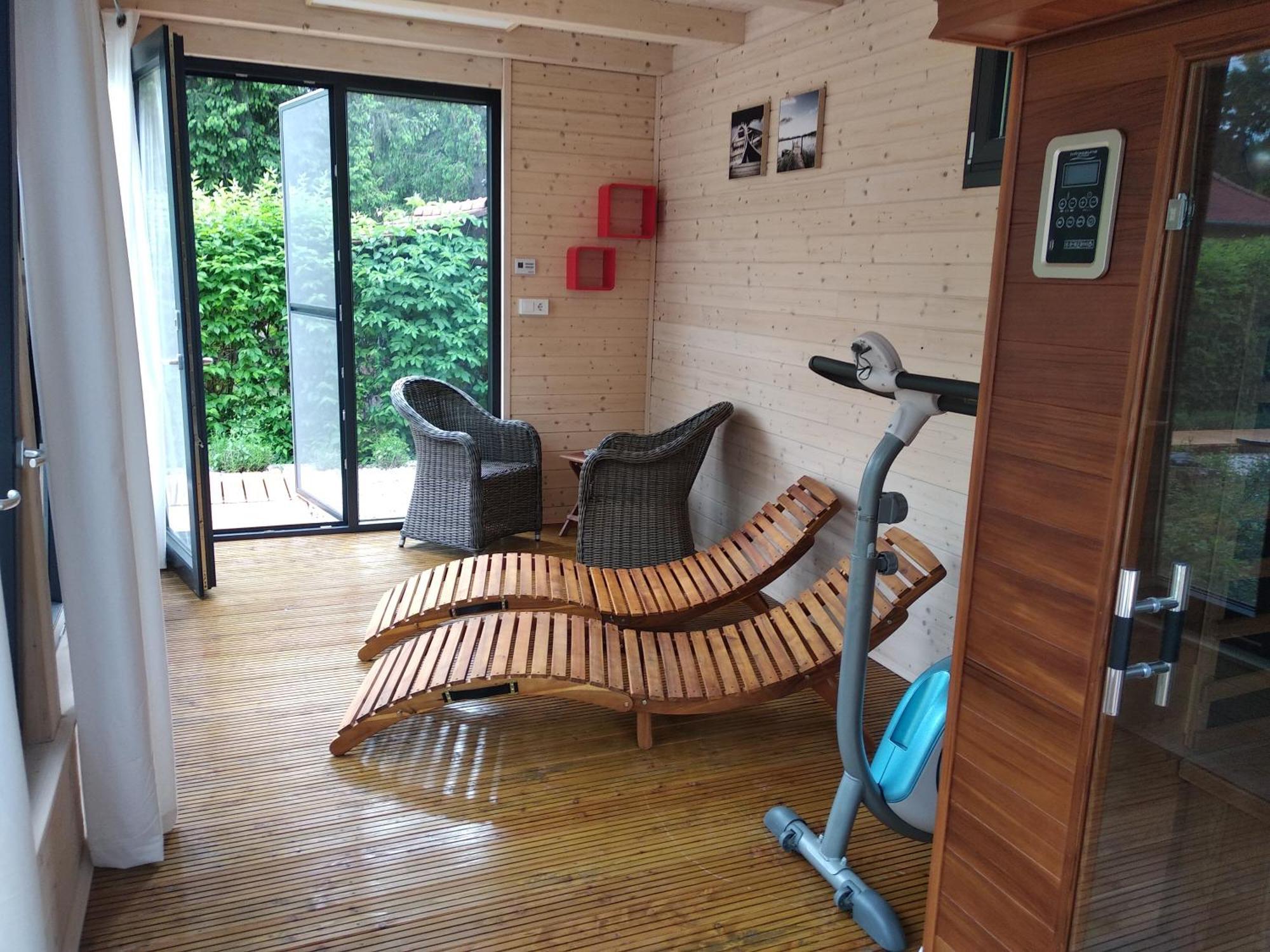 Ujhely Apartmanhaz Siofok Bagian luar foto
