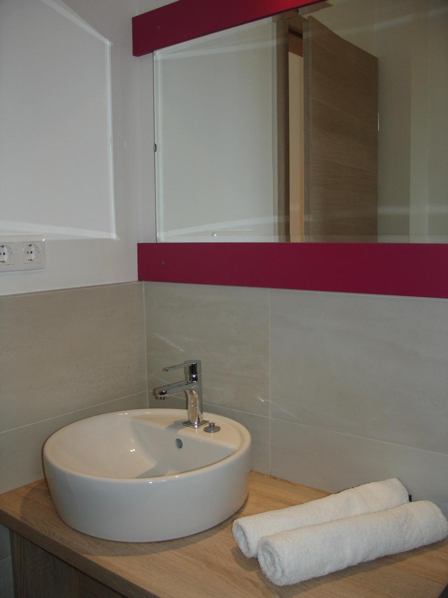 Ujhely Apartmanhaz Siofok Bagian luar foto